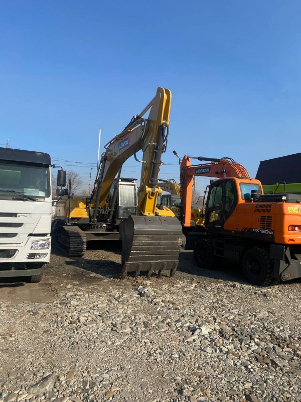 Экскаватор Foton LOVOL 360D2